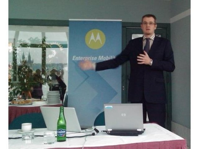 Organizér Motorola EDA ES400