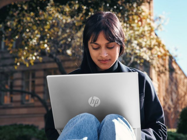 Prodej osobních počítačů ve 3. čtvrtletí klesl o 9 %