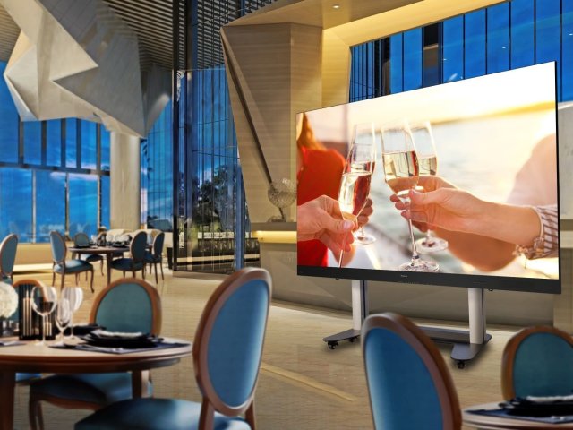 ViewSonic představil 135" skládací LED displeje