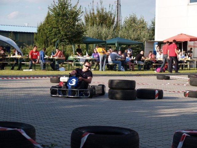 Motokárový dealerský den Krup Computer