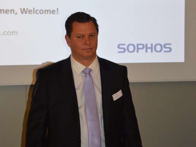 Technické školení a výborná káva se Sophosem