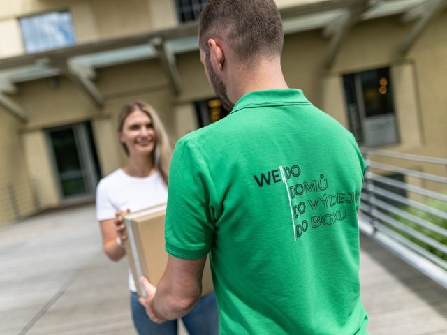 Allegro urychluje mezinárodní doručení. Pomůže mu WE|DO