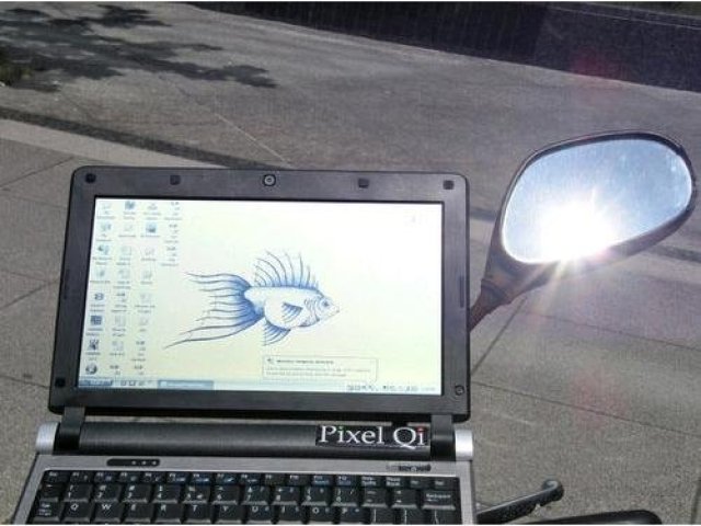 PixelQi - až 140 hodin práce na notebooku