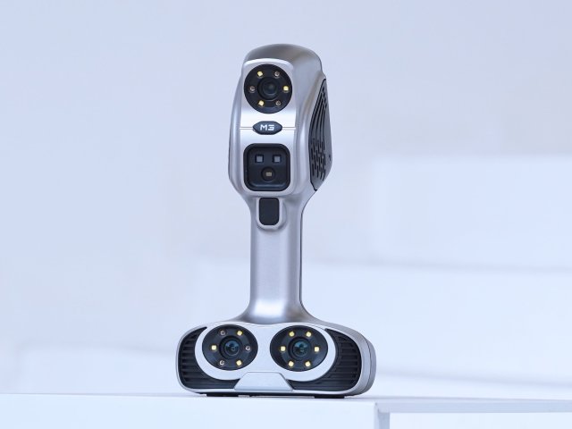 Elvira představila infračervený laserový 3D skener iReal M3