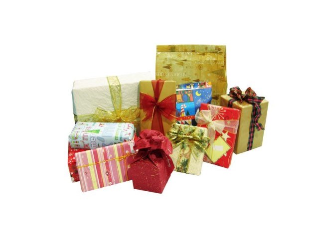 Češi letos za dárky utratí na internetu přes 25 miliard korun