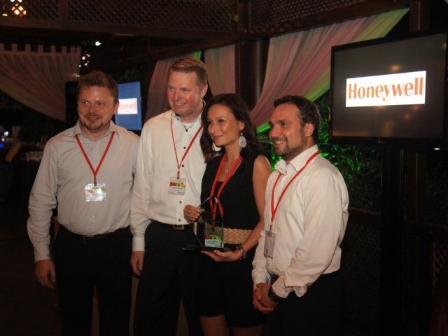 AT Computers oceněn společností Honeywell 