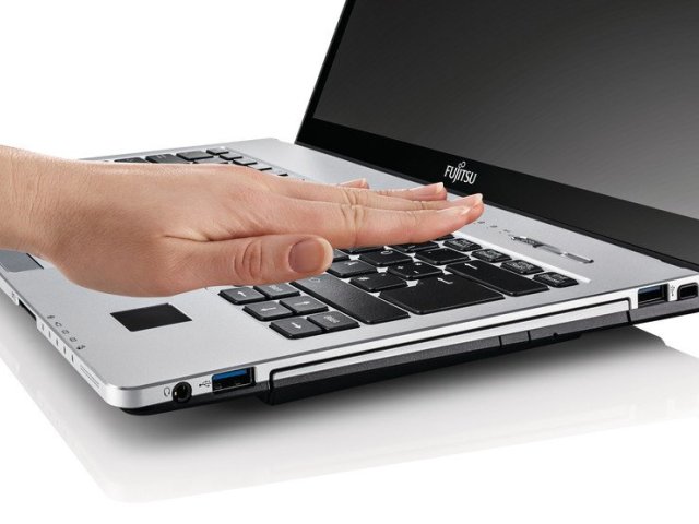 Většina lidí by se raději na internetu přihlašovala jinak než pomocí hesel