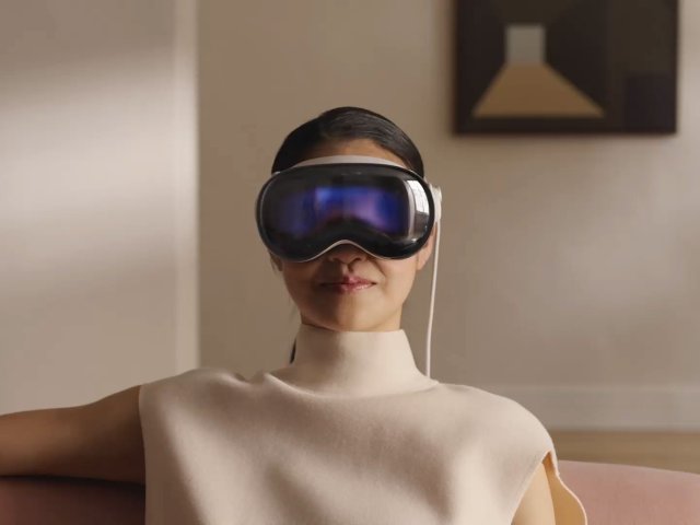 One more thing… Apple představil novinky v čele s VR headsetem Vision Pro