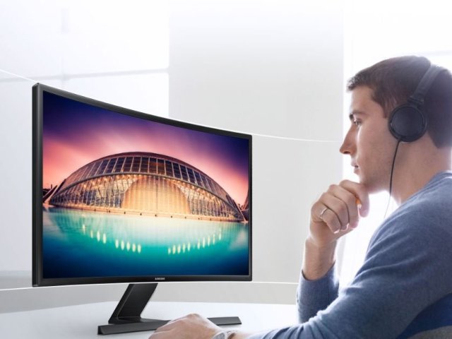 Přehled Samsung Curved monitorů
