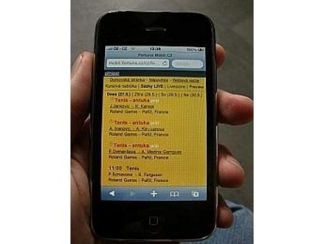 Fortuna Sázky Live na mobilním telefonu
