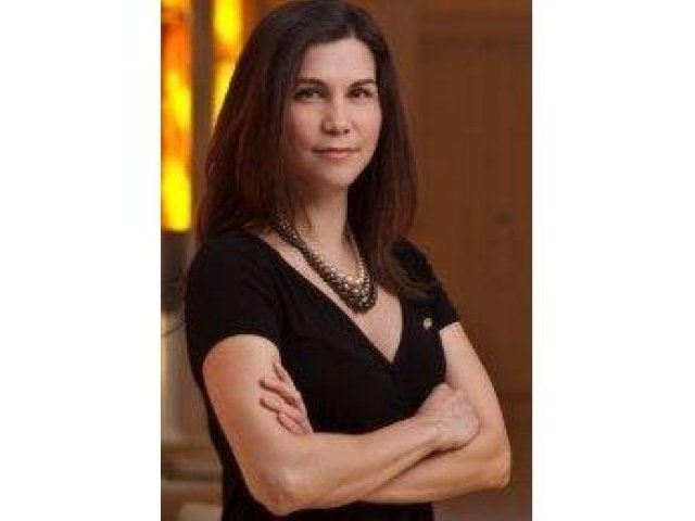 Graylink: Lenka Rogerová