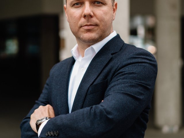 Martina Hance střídá ve vedení Thein Digital Vlastimil Chramosta