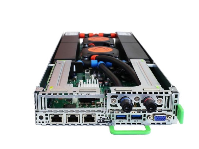 Kapalinové chlazení serverů Primergy od Fujitsu může pomoci ušetřit za vytápění