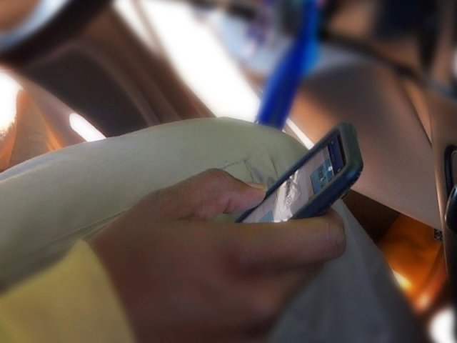 Češi rádi využívají předplacené služby, u mobilů ale váhají