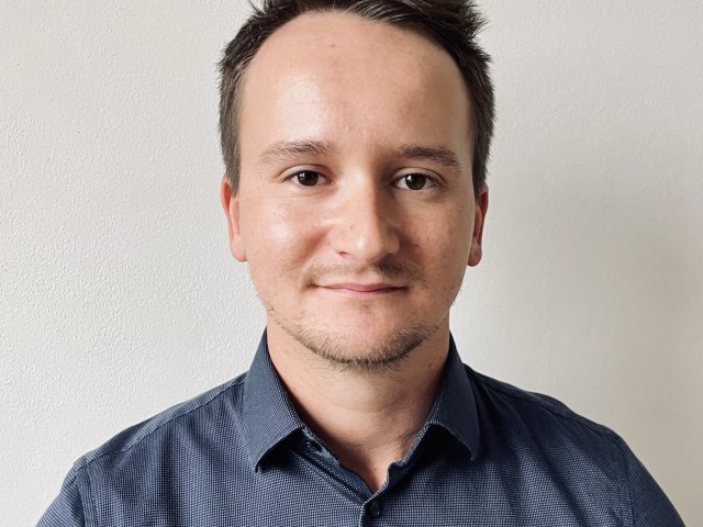 Jan Hric nastoupil jako sales engineer do společnosti Axis Communications