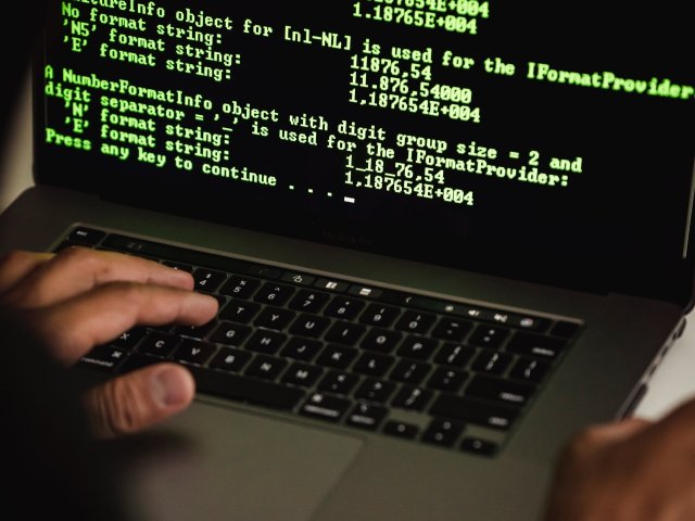 Intenzita jednotlivých DDoS útoků na české firmy v únoru rostla