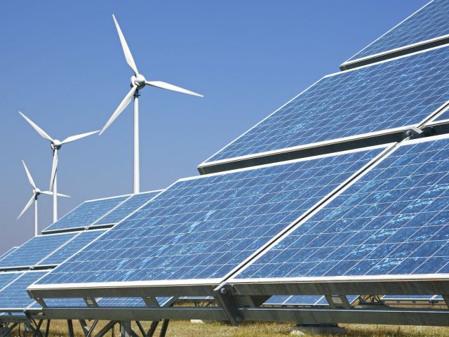 Eaton slaví 30 let působení v České republice