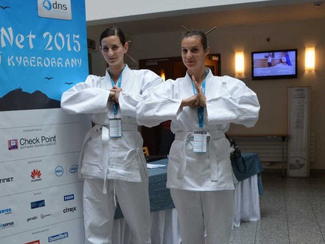 SecNet 2015: Kurz kybernetické obrany od DNS