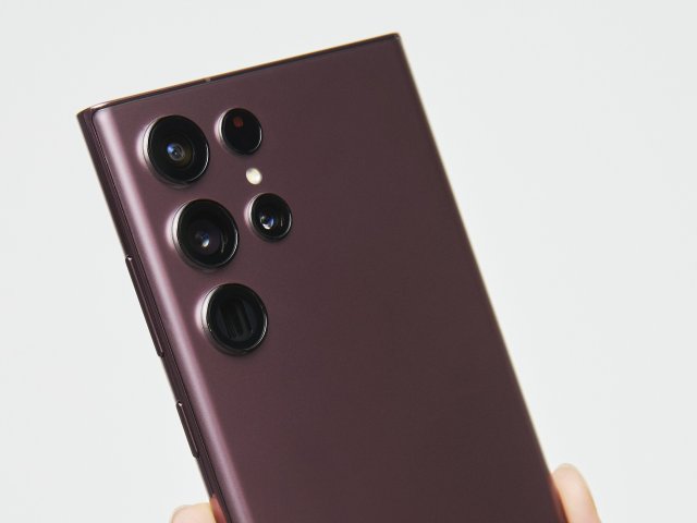 Samsung představil 200Mpx snímač pro chytré telefony