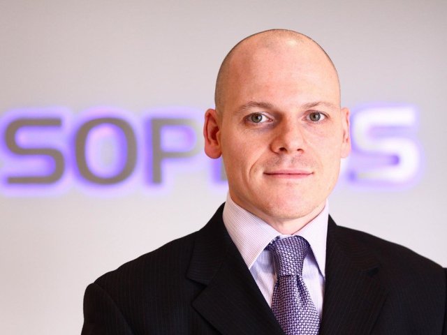 Před nasazením blockchainu je třeba zodpovědět důležité otázky