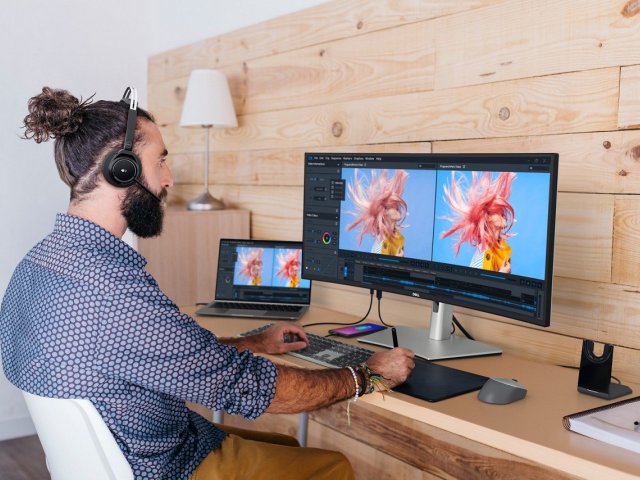 Dell představil 6K monitor s panelem IPS Black a klávesnici s certifikací Zoom