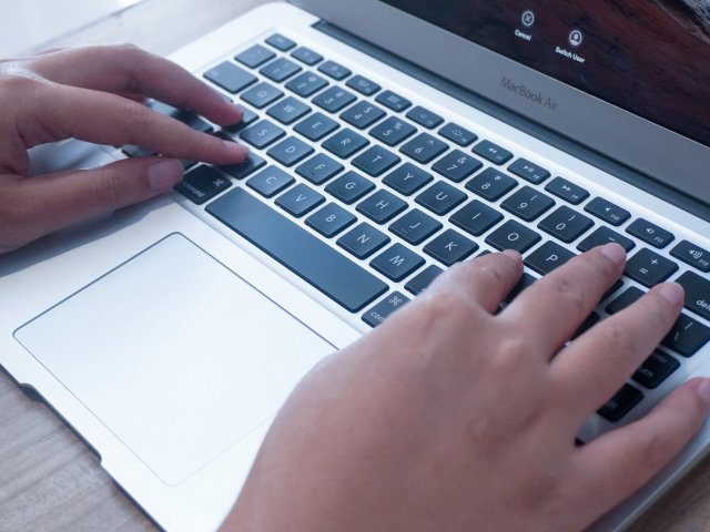 Hrozby pro macOS v listopadu dominoval adware Pirrit