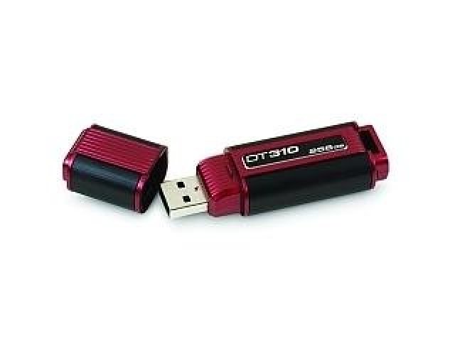 Čtvrt terabajtový USB flash disk