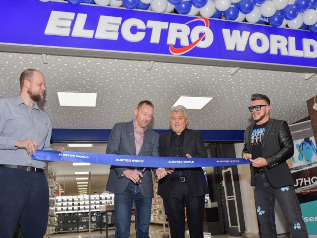 Electro World v centru Prahy otevřel novou prodejnu typu „CITY koncept“