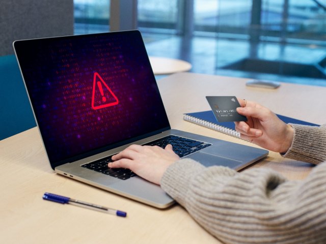 Nejvyšší průměrnou platbu za ransomware vykazuje výrobní odvětví