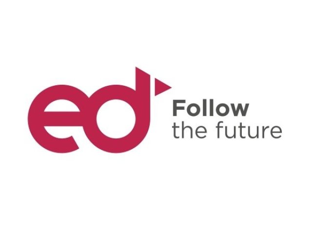 eD´ system Czech získal ocenění Největší distributor roku 2014 od firmy Xerox