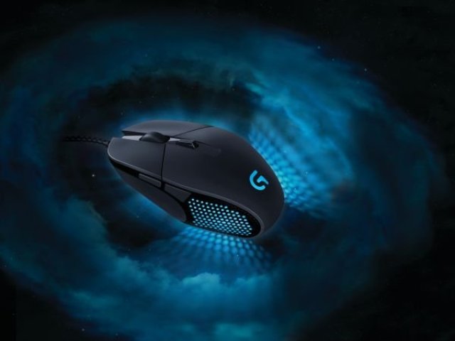 Logitech: myš G303 Daedalus Apex