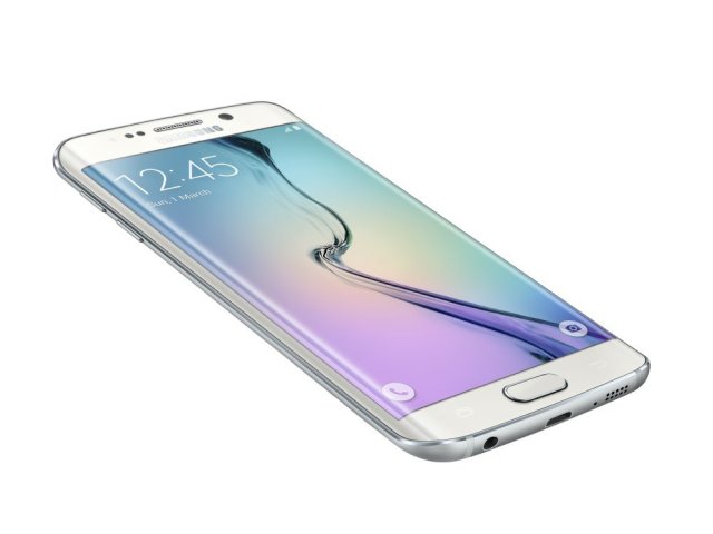 Samsung představil vlajkové lodě Galaxy S6 a S6 edge