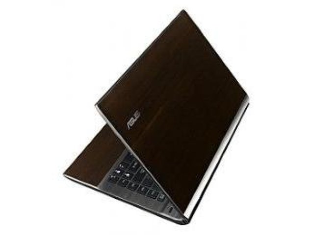 Asus předvedl na CES řadu nových notebooků