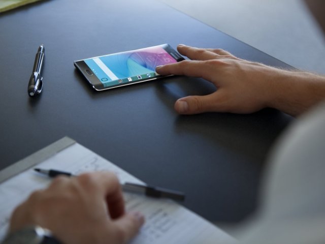 Chytrým telefonům dávají nejvíc zabrat hry, hudba  a nákupní aplikace