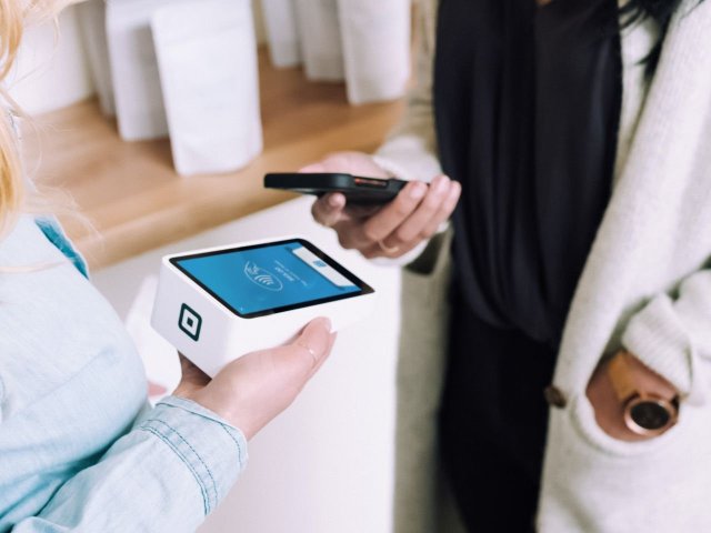 Do českých obchodů míří platební technologie kevin. Čím je výjimečná?