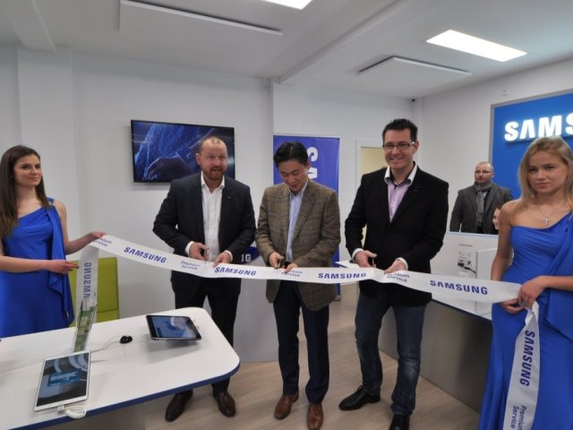 Samsung otevřel servisní centrum v Brně