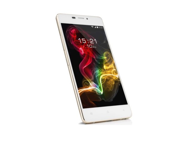 Kazam: chytrý telefon Tornado 348