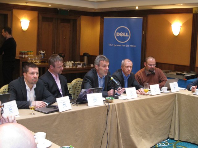 V Dellu si stažení z burzy chválí