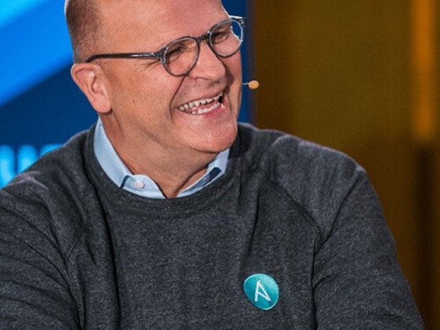 Automatizace ve světě hybridního cloudu zaměřeného na aplikace