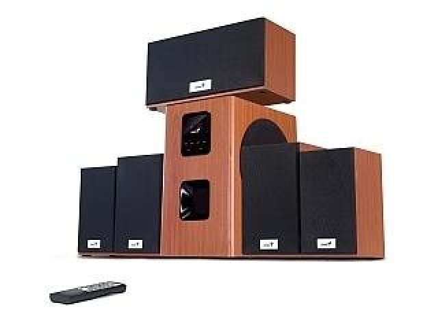 Genius uvádí set reprodutkorů pro domácí kino ve dřevě