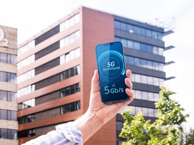 O2 testuje nejrychlejší 5G sítě s rychlostmi stahování až 5 Gb/s