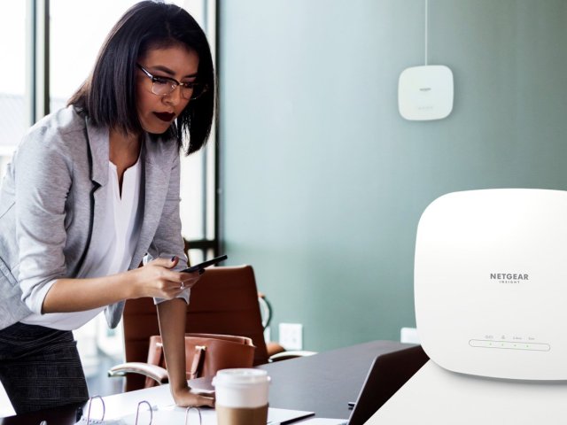 Netgear představil spravovaný přístupový bod WAX615 pro malé a střední firmy
