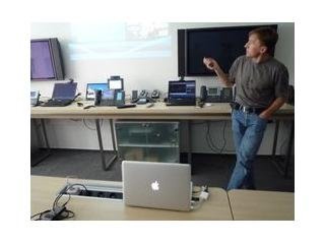 Firemní sociální sítě a hostovaný e-mail od Cisco