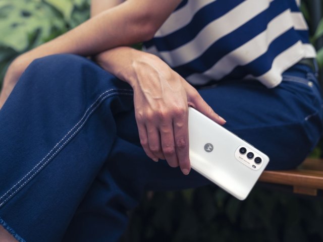 Prodej chytrých telefonů v 1. kvartálu klesl téměř o 9 %