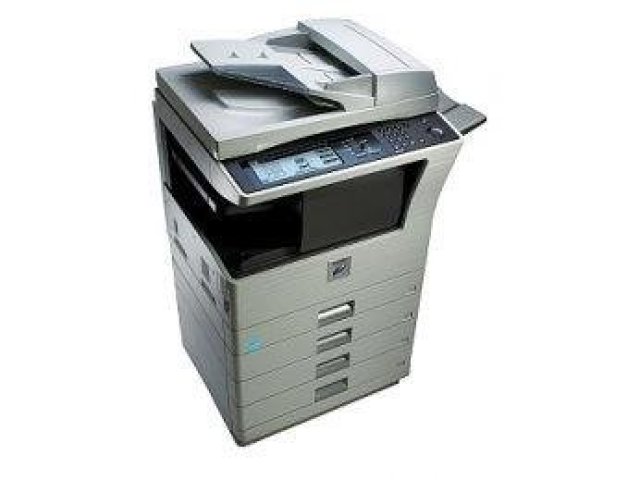 Kompaktní mulifunkční centra od Sharpu