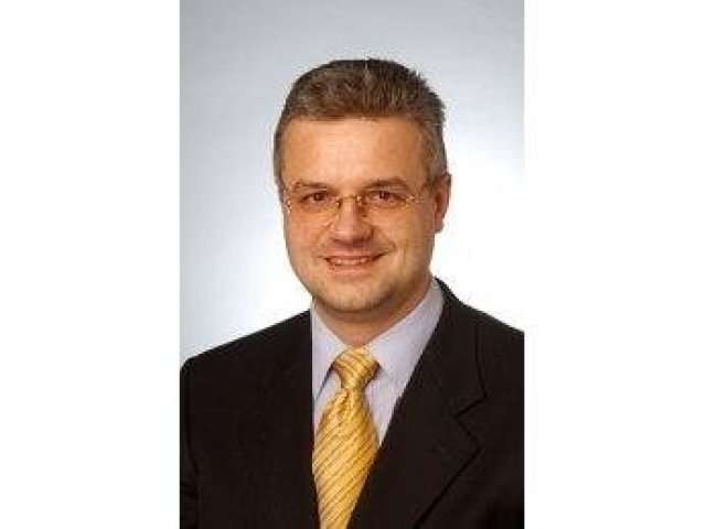 Krauthammer posiluje pražskou pobočku