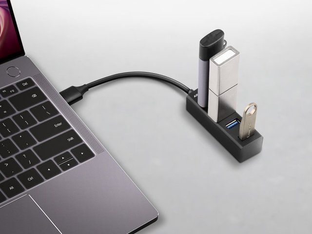 „Stovka“ se stala partnerem značky Axagon