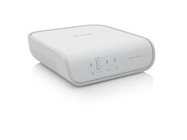 Domácí základna uklidí dráty mezi zařízeními i doma