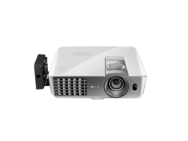 BenQ: projektory W1070+ a W1080ST+