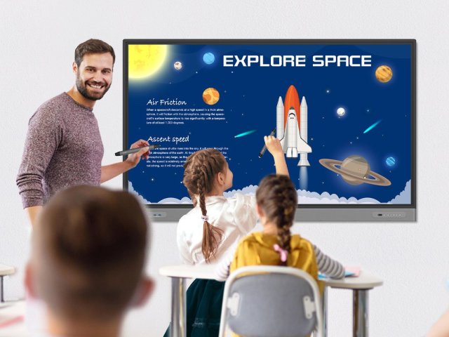 BenQ představilo nové velkoformátové interaktivní displeje RM03